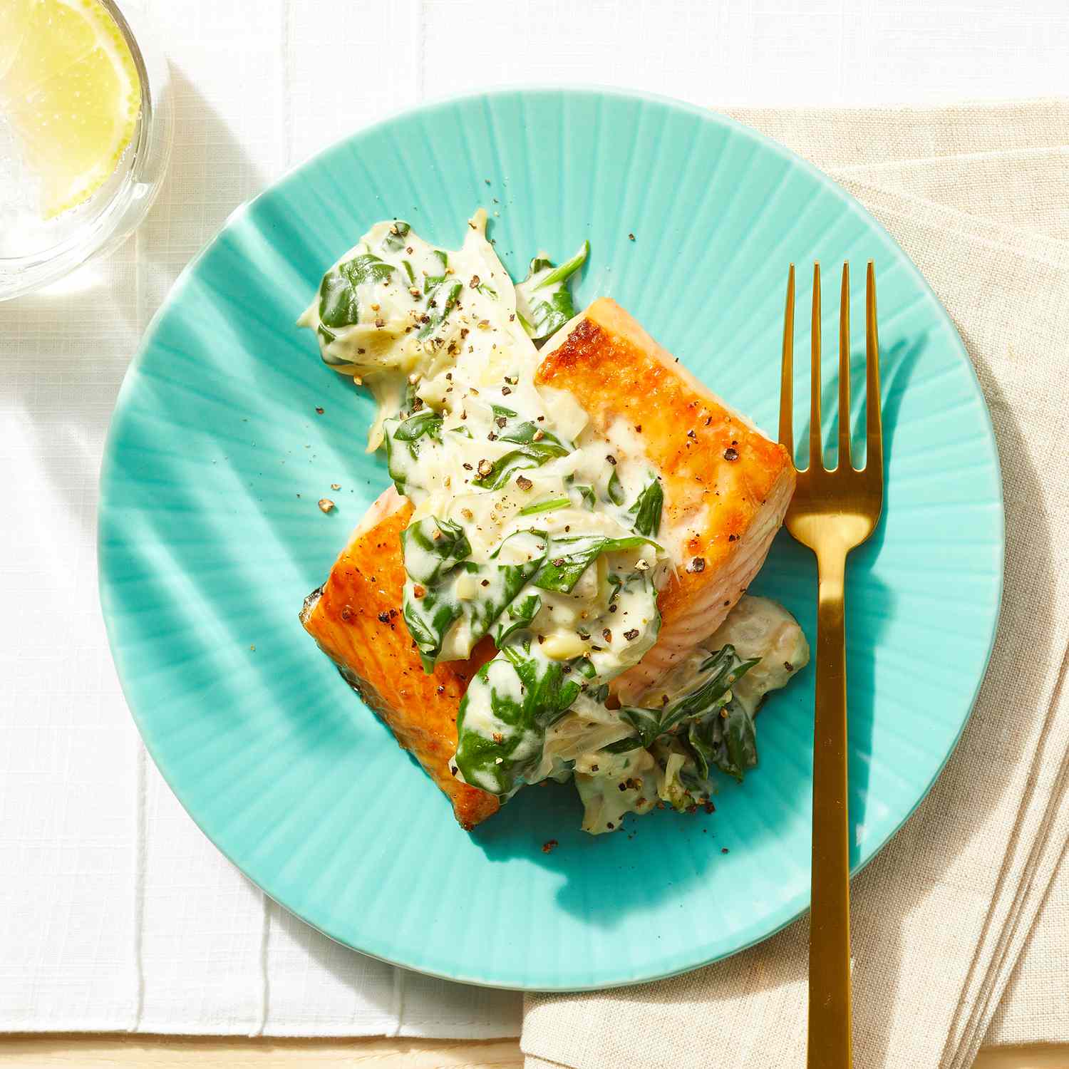 Creamy Spinach and Artichoke Salmon