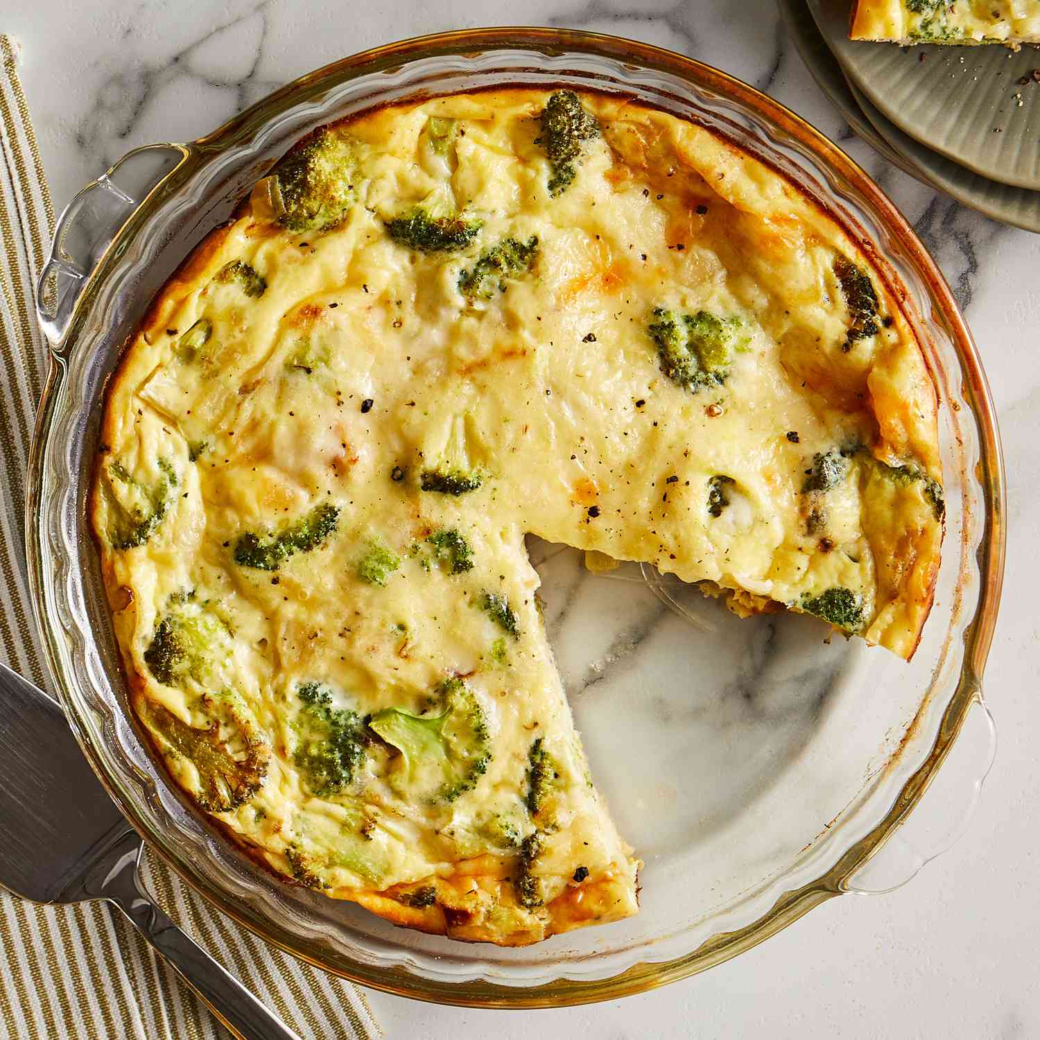 Crustless Broccoli-Cheddar Quiche